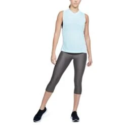 UNDER ARMOUR Women's HeatGear Armour Capri Leggings -Women Activewear 2045254 004 alt4
