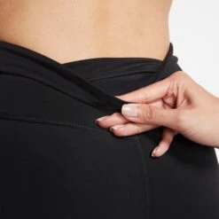 NIKE Women's Nike One Tights -Women Activewear 2062560 001 alt6