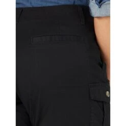 LEE Women's Flex-To-Go Relaxed Fit Cargo Shorts -Women Activewear 2079184 001 alt4
